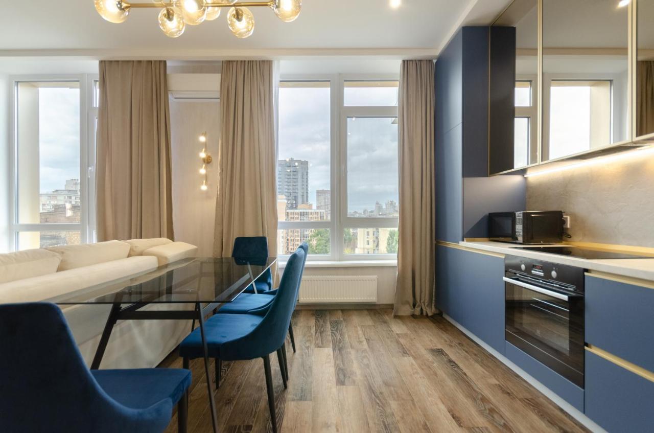 Petrovdom Ж38 In Luxury Apartments At 68 Zhylyanska Street,38 Perlyna キエフ エクステリア 写真