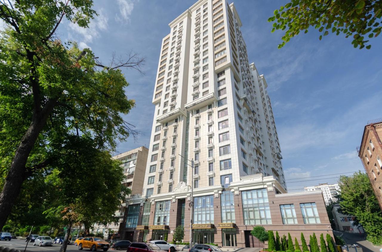 Petrovdom Ж38 In Luxury Apartments At 68 Zhylyanska Street,38 Perlyna キエフ エクステリア 写真