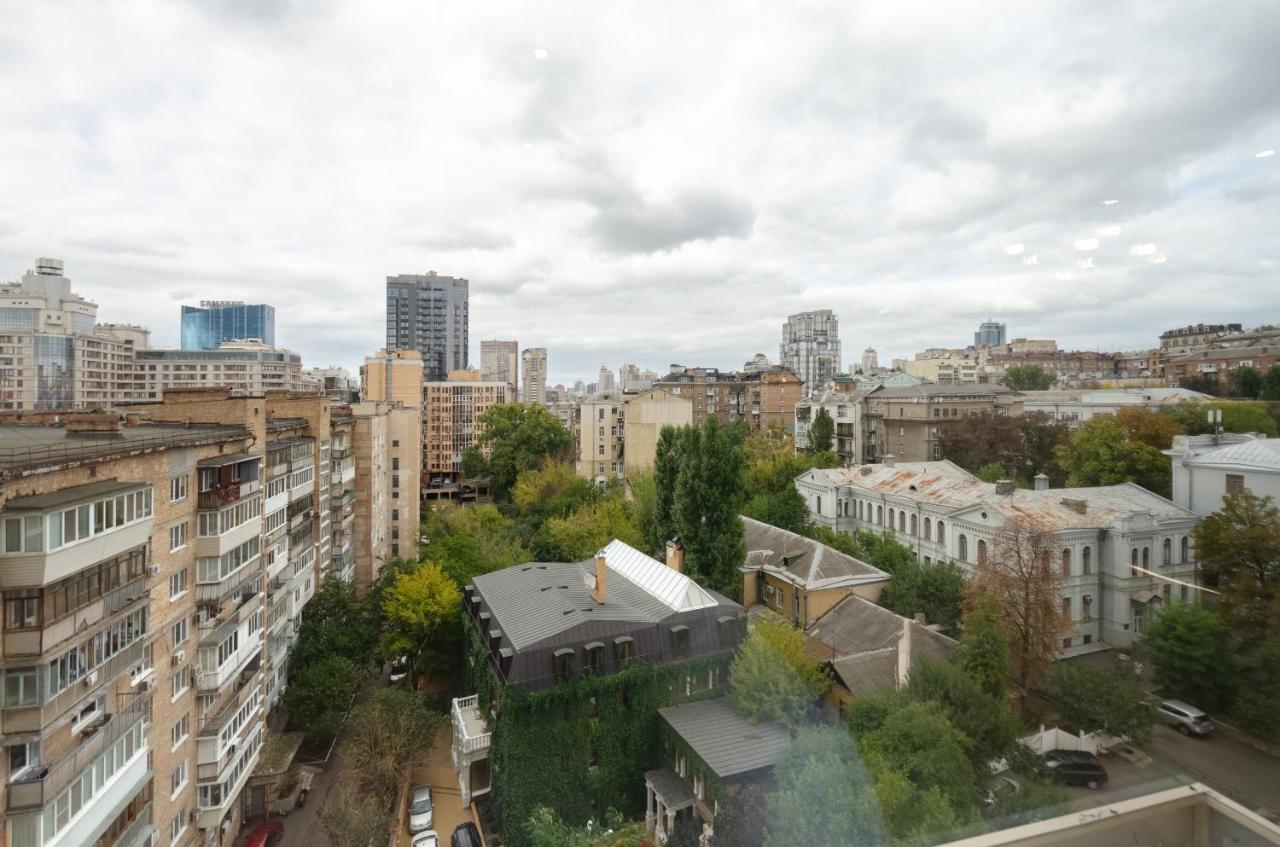 Petrovdom Ж38 In Luxury Apartments At 68 Zhylyanska Street,38 Perlyna キエフ エクステリア 写真