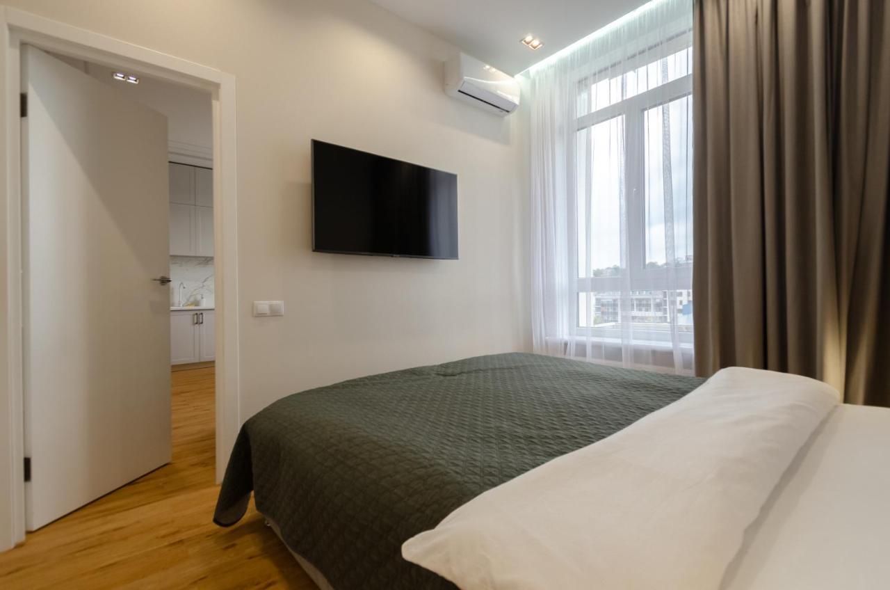 Petrovdom Ж38 In Luxury Apartments At 68 Zhylyanska Street,38 Perlyna キエフ エクステリア 写真