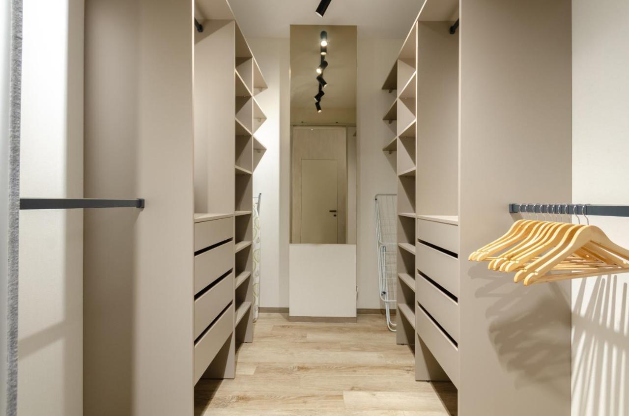 Petrovdom Ж38 In Luxury Apartments At 68 Zhylyanska Street,38 Perlyna キエフ エクステリア 写真