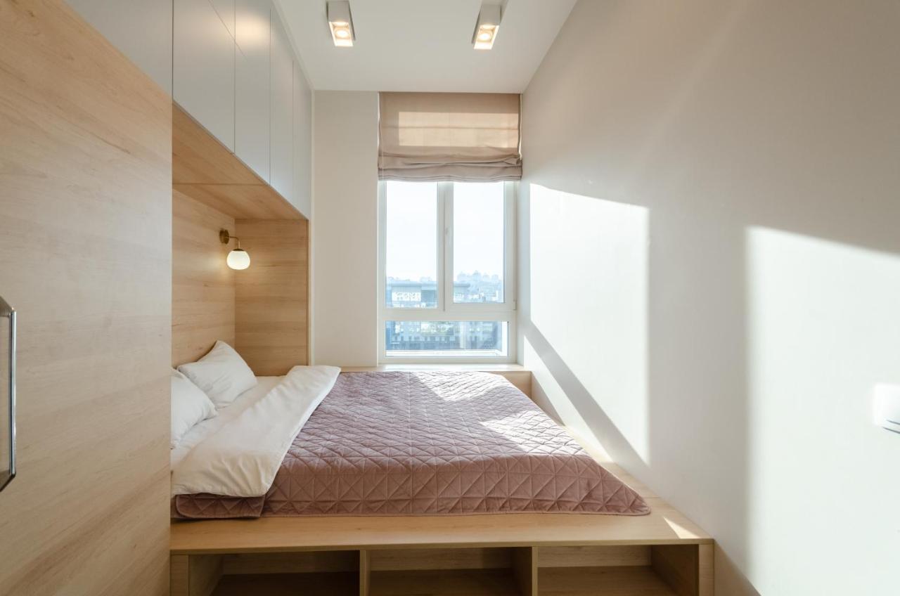 Petrovdom Ж38 In Luxury Apartments At 68 Zhylyanska Street,38 Perlyna キエフ エクステリア 写真