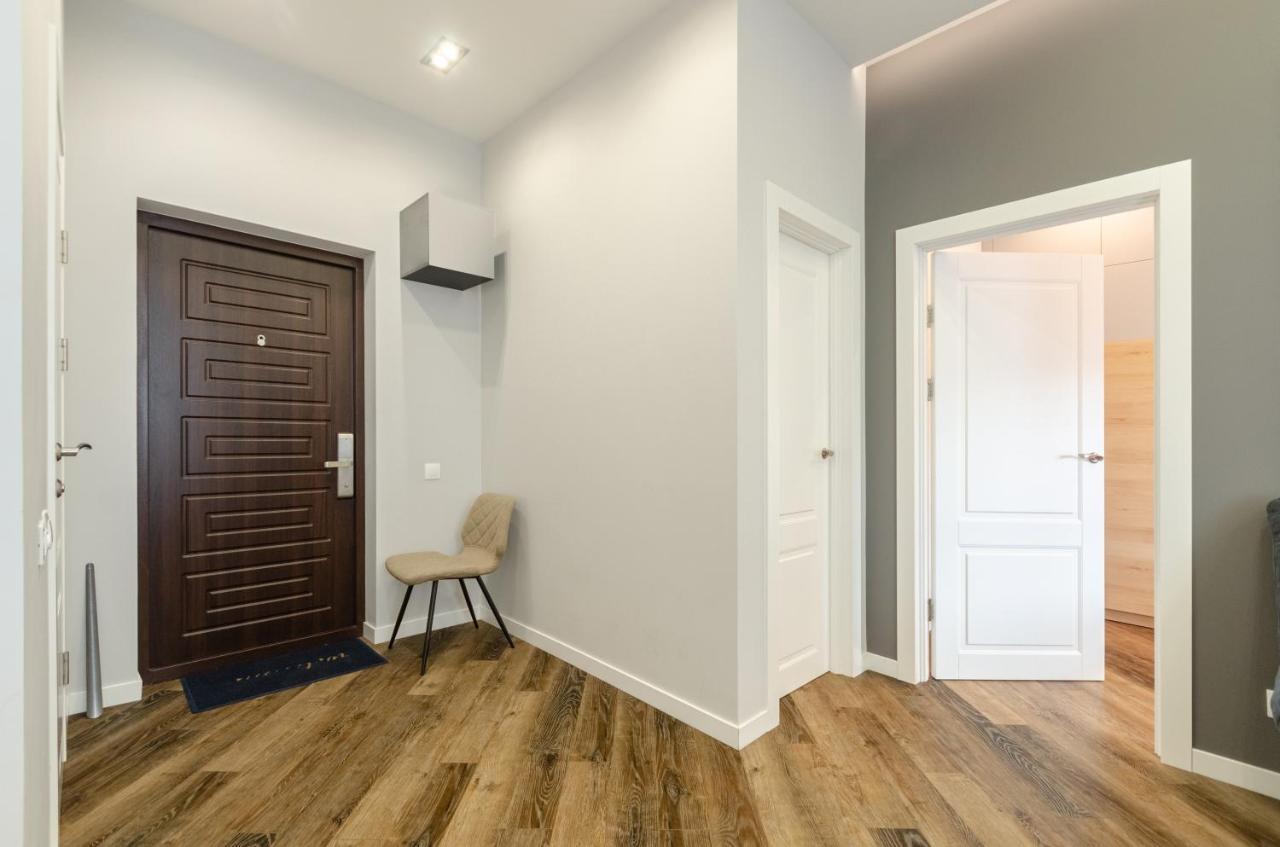 Petrovdom Ж38 In Luxury Apartments At 68 Zhylyanska Street,38 Perlyna キエフ エクステリア 写真